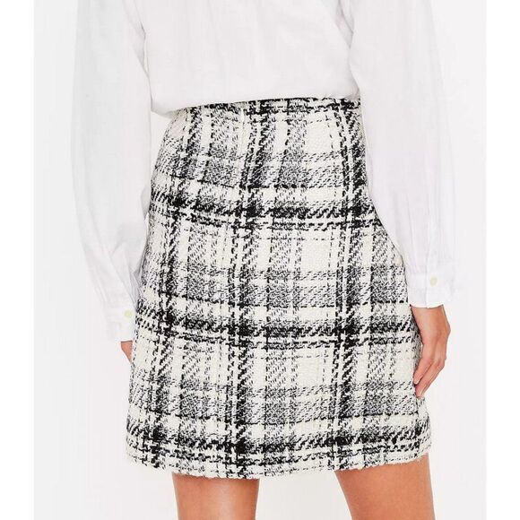 LOFT Tweed Pocket Skirt                                                      433 - Picture 3 of 14